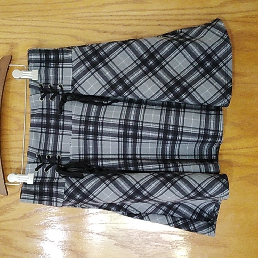 Midnight Hour Hot Topic Gray & Black Mini